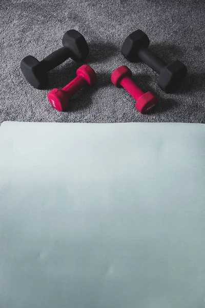 Home Gym Mixed Fitness Items Including Yoga Mat Different Sets — Stock Photo, Image