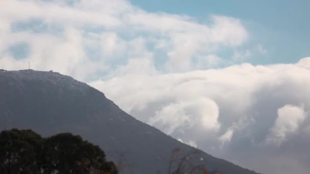 Timelpase Day Passing Clouds Rolling Mountains Thick Vegetation Shot Tasmania — ストック動画