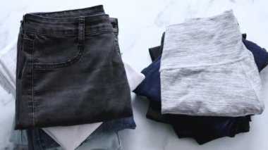 Kotlar ve pantolonlar Style vs Comfort kategorilerinde sınıflandırılıyor, düşüş konsepti ve iyi görünme veya iyi hissetme öncelikleri