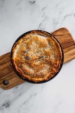 Vejetaryen, mercimek, susam ve haşhaş tohumu karışımı, sağlıklı bitkisel yemek tarifleri.