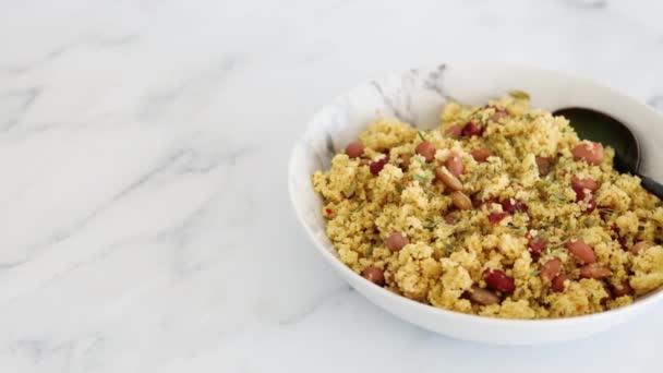 Couscous Vegano Con Fagioli Erbe Miste Ricette Alimentari Salutari Base — Video Stock