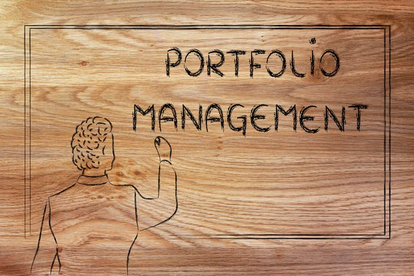Enseignant ou PDG expliquant la gestion de portefeuille — Photo
