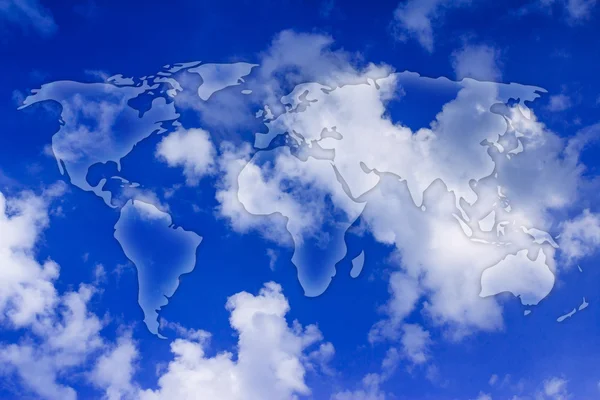 Mapa světa na pozadí oblohy — Stock fotografie