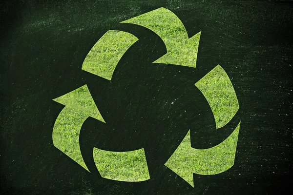 Recycle symbol made of grass — Stock Photo, Image