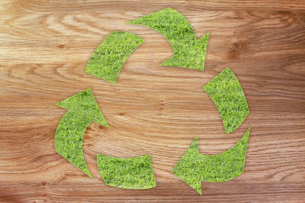 Recycle symbol made of grass — Stock Photo, Image