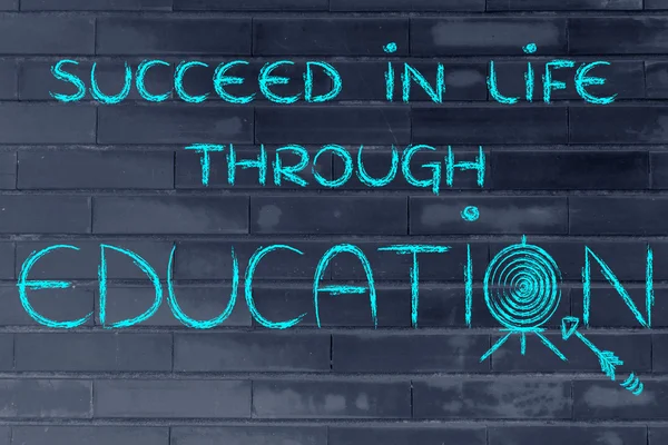 Use education to hit your targets in life — Stock Photo, Image