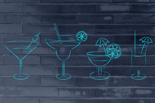 Cocktail disegnati a mano e bicchieri da bere — Foto Stock