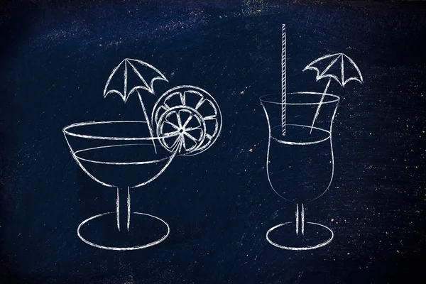 Hand drawn cocktails and drink glasses sketch — Stock Photo, Image