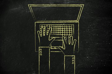 Eller dizüstü bilgisayarda klavyede yazıyor.