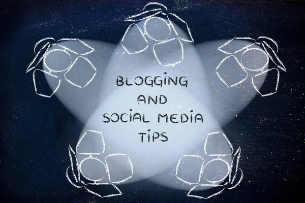 Spotlights med text blogga och sociala medier Tips — Stockfoto