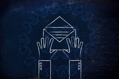 e-posta kilitleri kaplaması ile ellerde