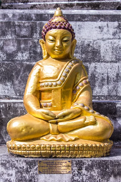 Thai old golden buddha statue — Stock Photo, Image