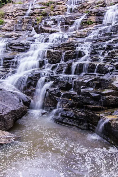 Mae Ya waterval in Chiang Mai, Thailand — Stockfoto