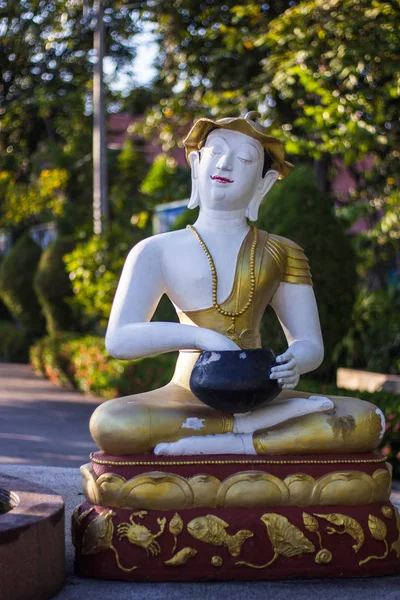 Standbeeld van Upagupta in Thaise tempel — Stockfoto