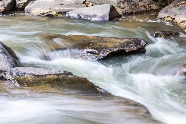 Mae Ya waterfall, Doi Inthanon national park, Chiang Mai  Thailand — Stock Photo, Image