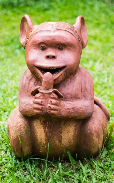 Thai sculpture of monkey — Stock Photo, Image