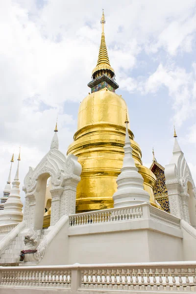 Pagoda w wat suan dok w chiang mai, Tajlandia — Zdjęcie stockowe