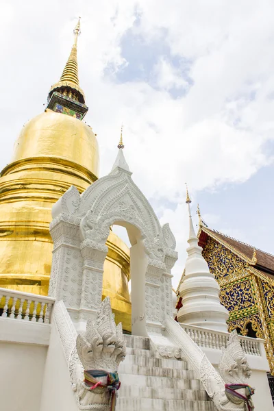 Pagoda na wat suan dok v chiang mai, Thajsko — Stock fotografie