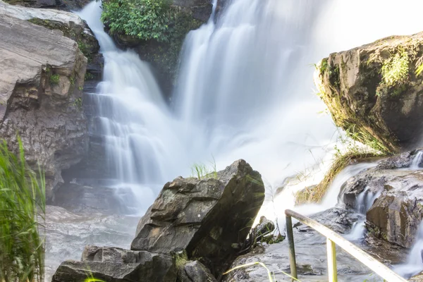 Mae Klang Waterfall in Chiang Mai Province, Doi Inthanon Thailand — Stock Photo, Image