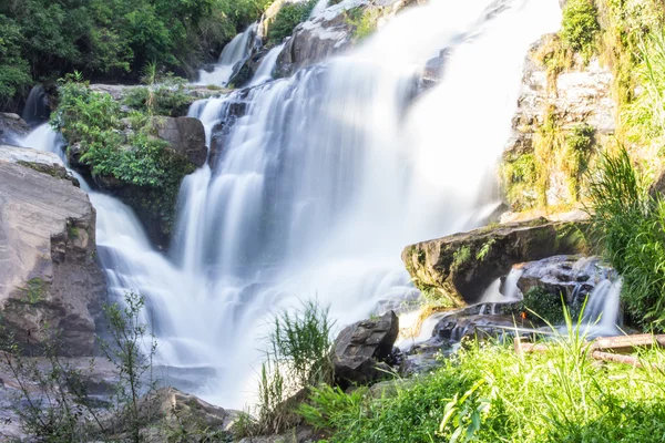 Mae Klang Waterfall in Chiang Mai Province, Doi Inthanon Thailand — Stock Photo, Image