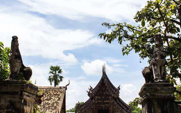 Wat ton kain, staré Teakové dřevěná kaple v chiangmai, Thajsko — Stock fotografie