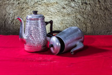 Natürmort Klasik su ısıtıcısı