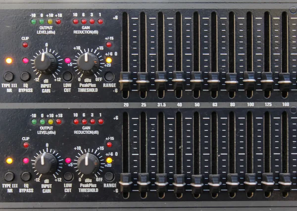 Grafik Equalizer'ı, Lr