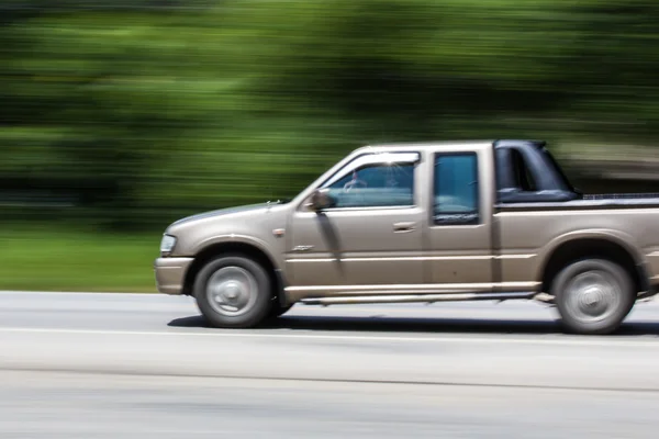 Pick-up Speeding in road — Stock Photo, Image