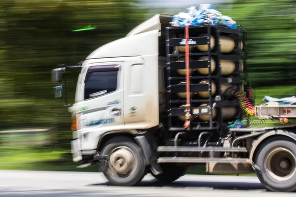 Vrachtwagen panning camera — Stockfoto