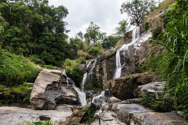 Mae Klang skønhed vandfald i Chiang Mai-provinsen, Doi Inthanon - Stock-foto