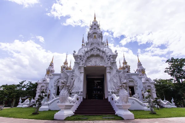 Pagoden i wat sri don månen, chiangmai thailand — Stockfoto