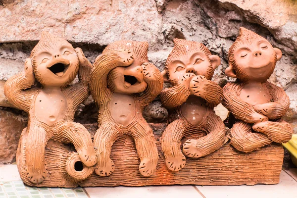 Thai sculpture of monkey, clay — Stock Photo, Image