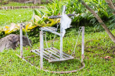 Sallanan at oyun, Thaistyle