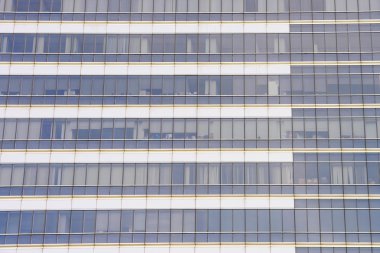 Binanın cam pencere