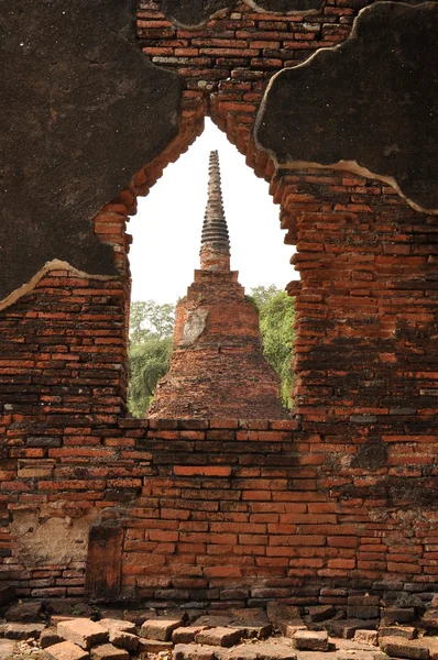 Antigo templo em Ayuttaya — Fotografia de Stock