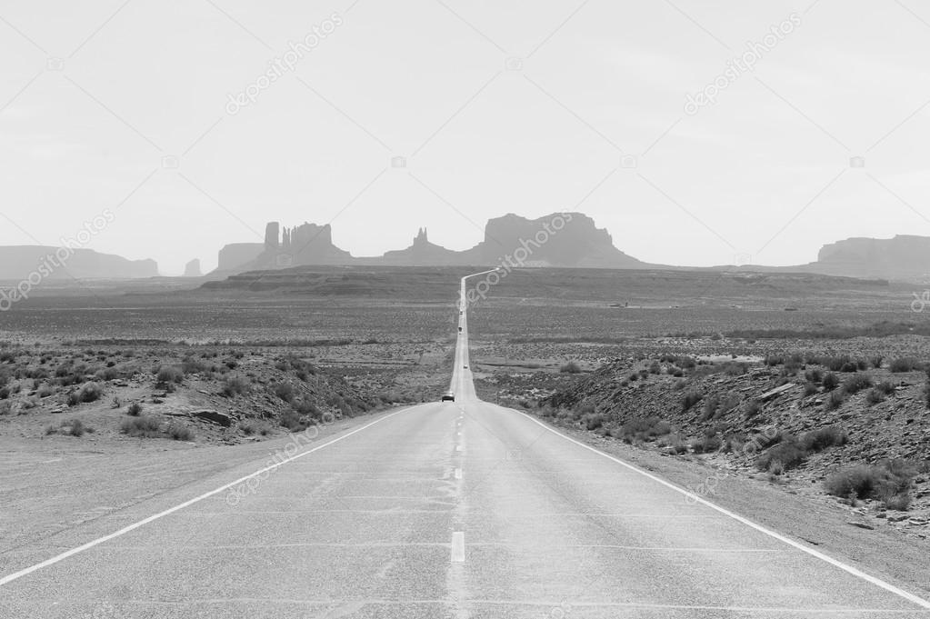 Road to monument valley