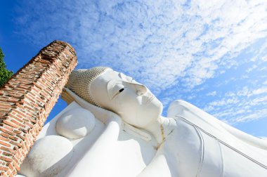 Wat khunin tapınağında beyaz Buda