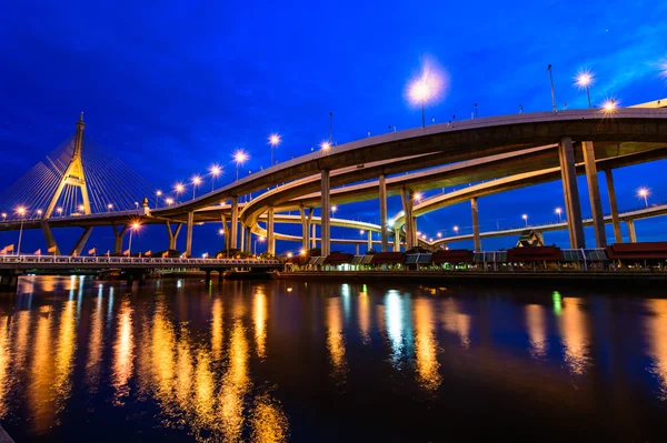 Puente industrial de circunvalación — Foto de Stock