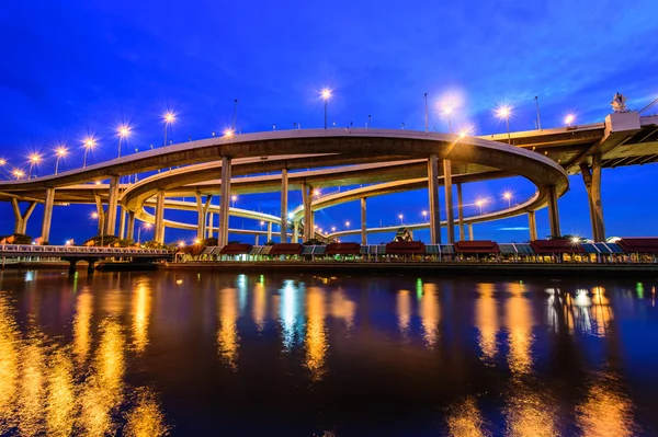 Γέφυρα βιομηχανική περιφερειακή οδό — 图库照片