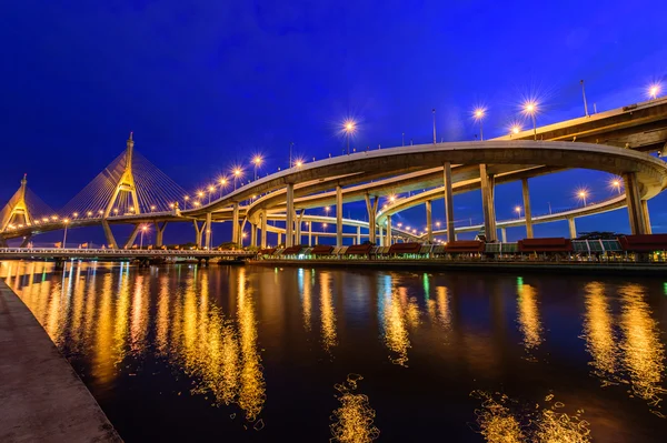 Puente industrial de circunvalación — Foto de Stock