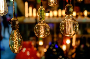 Çeşitli retro ampul