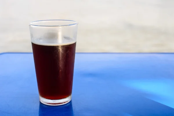 Birra artigianale nel bicchiere — Foto Stock