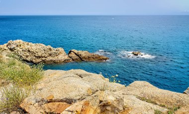 Beyaz Kosta Brava 'nın manzaraları ve ayrıntıları (İspanya)