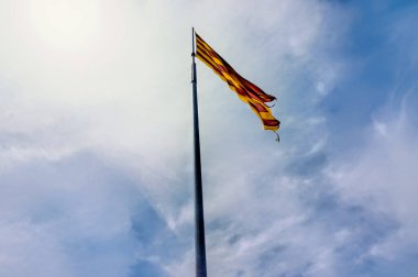 Katalonya İspanya bayrağı. senyera olarak da bilinir.