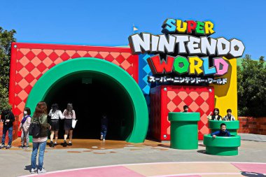 OSAKA, JAPONYA - 10 Nisan 2021: Super Nintendo World. Nintendo World, Japonya Universal Stüdyoları 'nın temalı bir alanıdır..