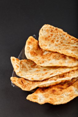hamur ve et pişirme geleneksel Rus yemekleri
