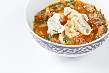 Shorba chuchvara çorba Ulusal Asya gıda geleneksel kase w