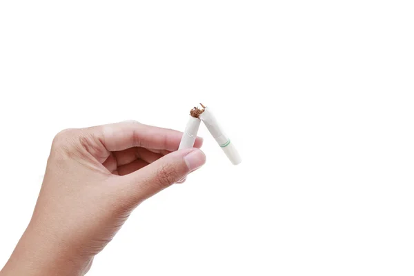 Pare de fumar, mãos segurando quebrar o cigarro — Fotografia de Stock