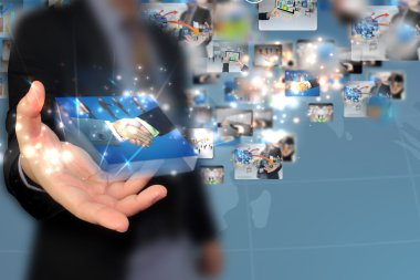 Başarılı iş belirtileri ile işadamı