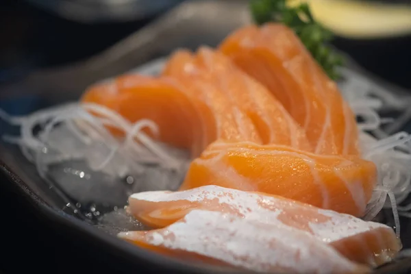 Lososí Sashimi Krájení Čerstvé Syrové Kousky Japonském Stylu Potravin — Stock fotografie